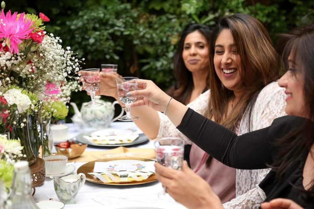 11 Reasons you should drink Green Tea over Coffee in Office | Teacurry